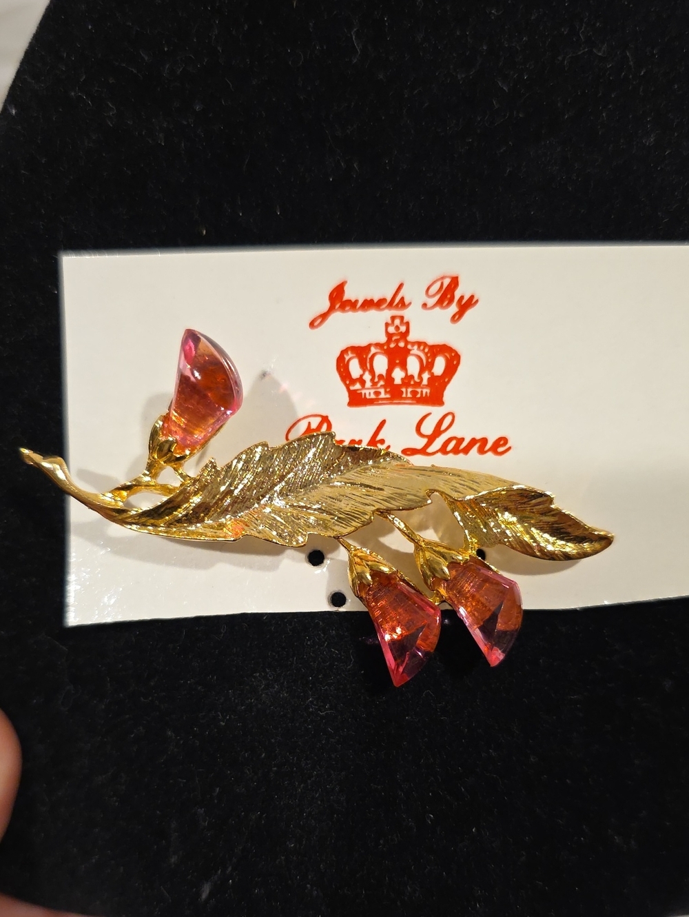 Vintage Park Lane floral brooch gold-tone leaf branch Pink Lucite Blossoms